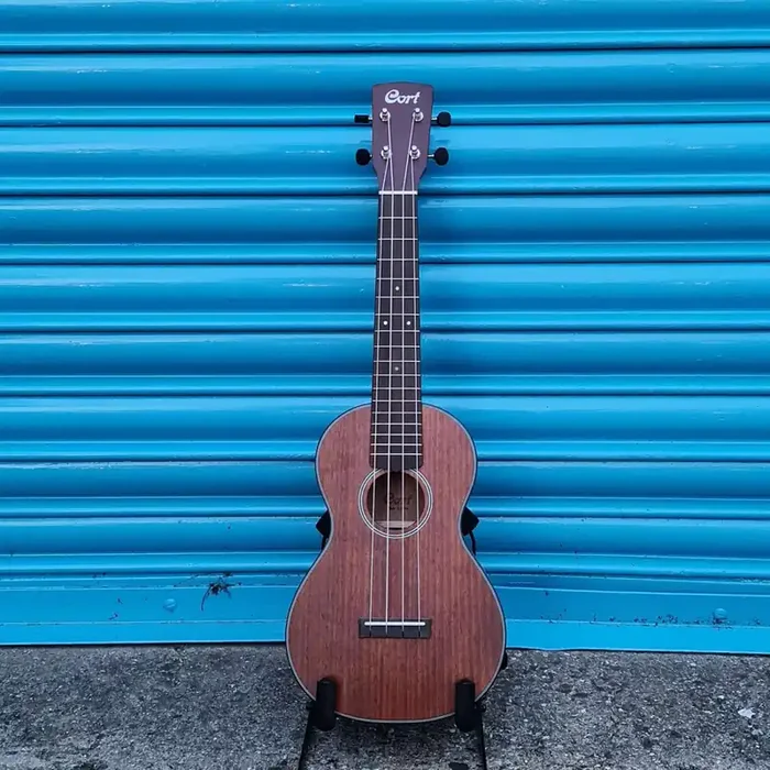 Cort ‘UKE-BWC‘ Concert Ukulele
