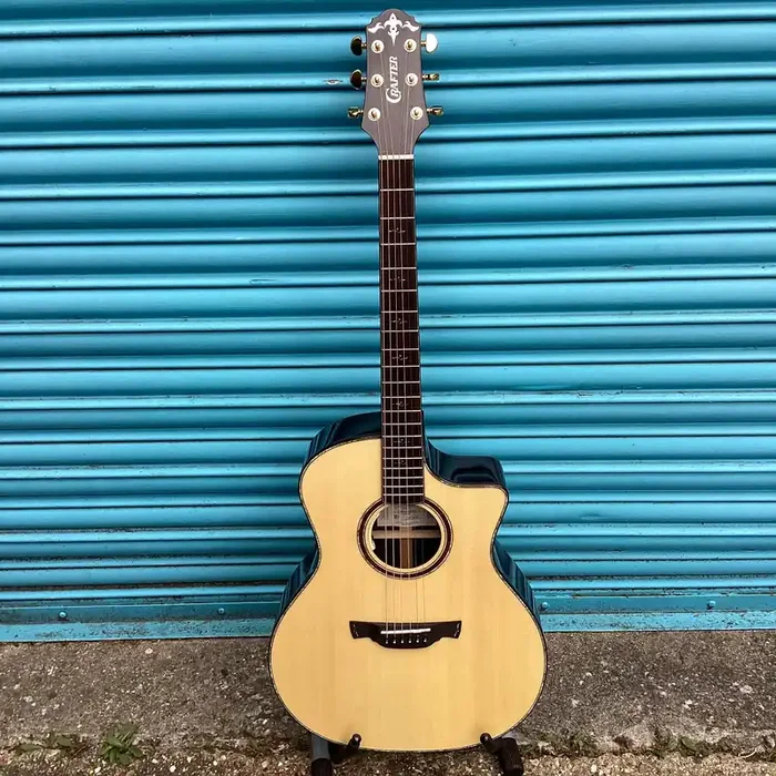 Crafter LX G-1000CE All Solid Electro Acoustic Grand Auditorium Guitar with Cutaway and Padded Gig Bag
