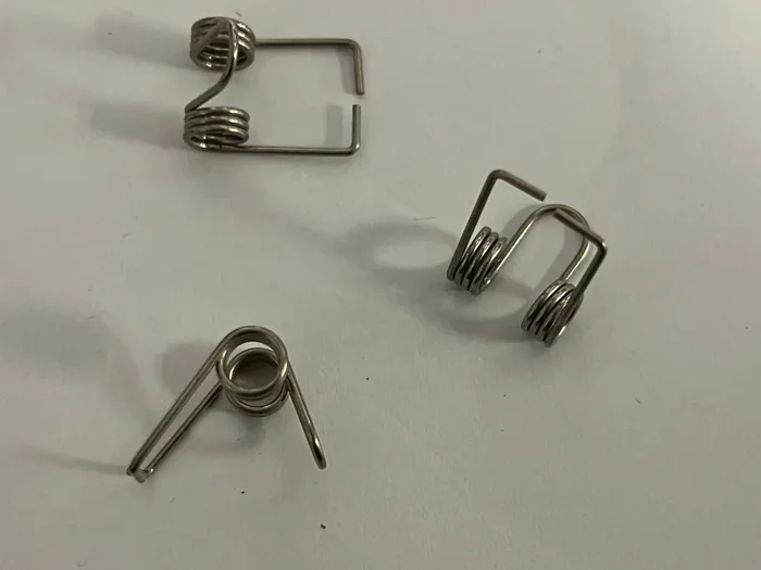 D0141310 Yamaha trombone waterkey spring