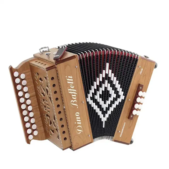 Dino Baffetti Carnival iii 3 voice 8 bass melodeon