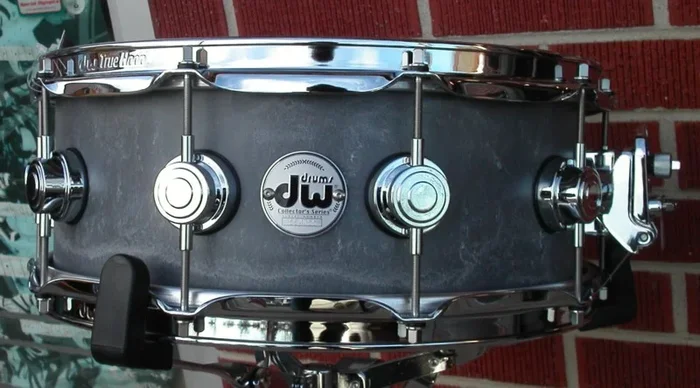 DW Collectors 5 1/2×14″ Concrete w/ Chrome hardware Snare Drum