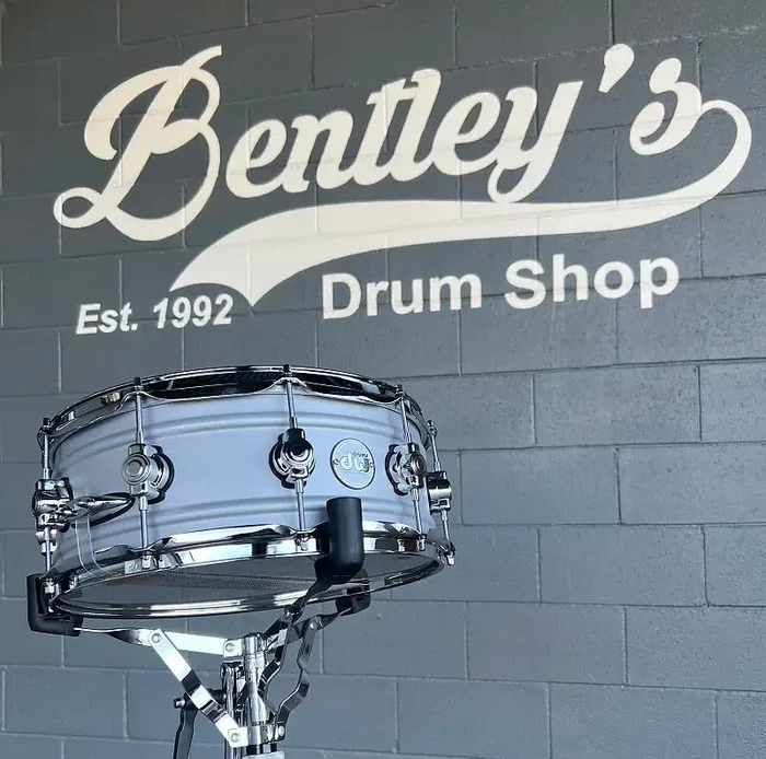 DW DDSD5514MACR Design Series 5.5×14 ” Matte Aluminum Snare Drum