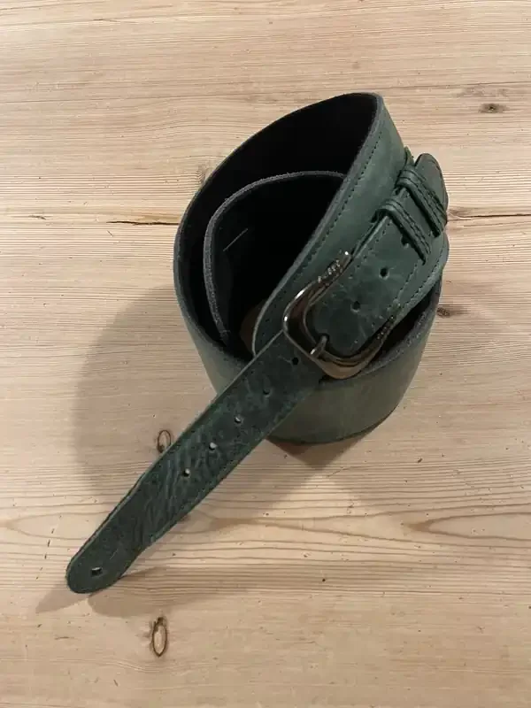 LG Standard F.A.B Softy Green Leather Guitar Strap – 50% OF 39 RRP