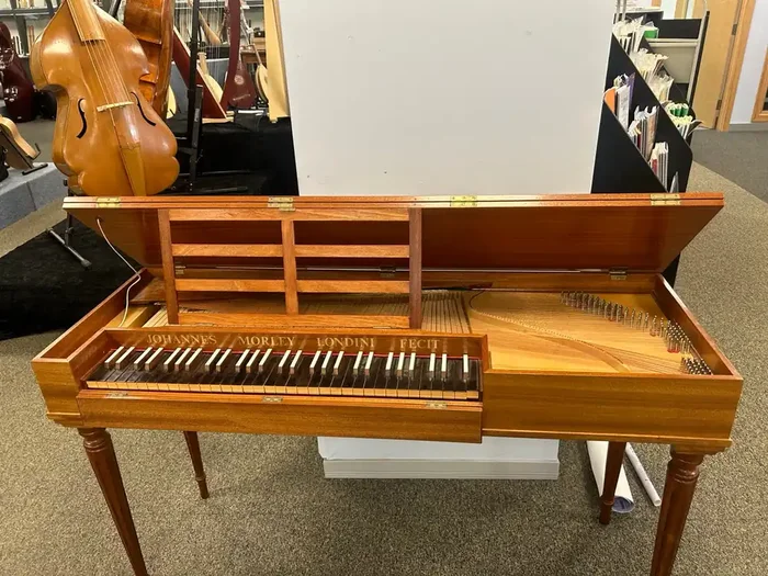 Morley 5 Octave Clavichord with Stand (Reconditioned)