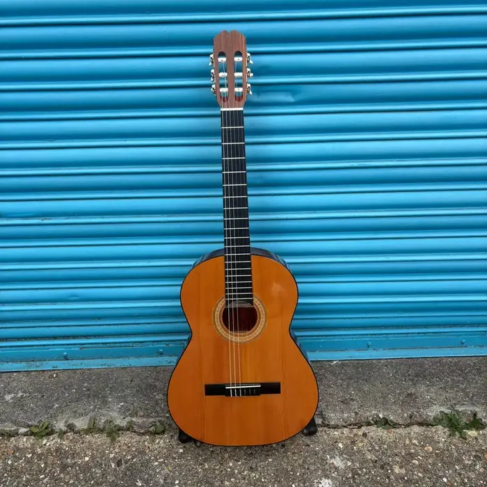 Pre-Loved Admira Almeria Classical Guitar 4/4 Classical Guitar
