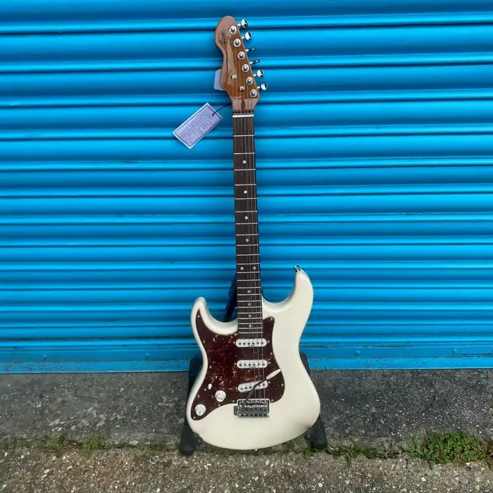 Sceptre Gen II Ventana Olympic White Strat-Style Electric Guitar Left Hand