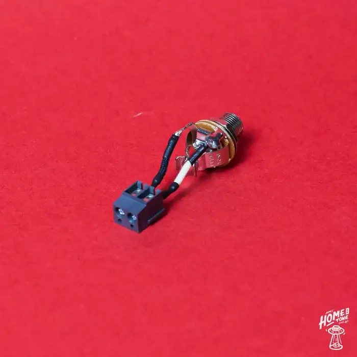 Solderless Series Pre-Wired Guitar Jack Socket