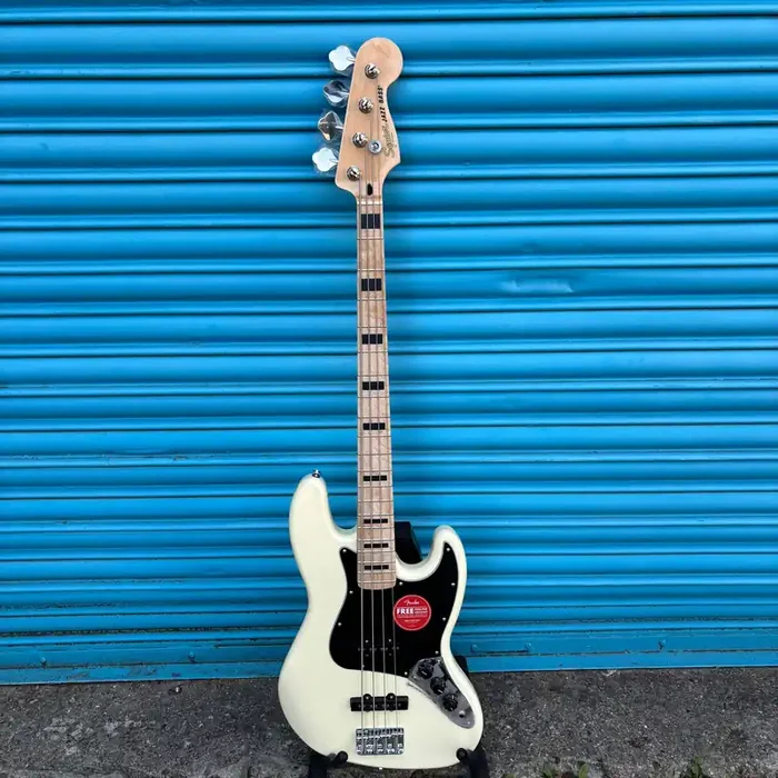 Squier Affinity Series Active Jazz Bass Guitar in Olympic White