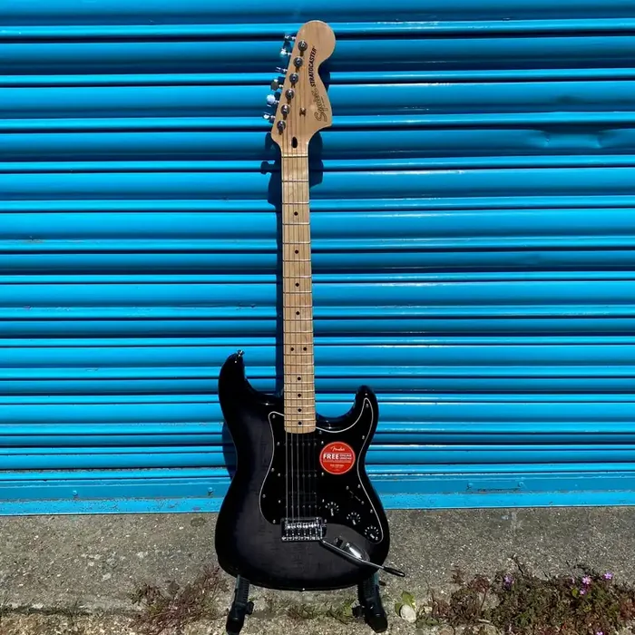 Squier Affinity Series® Stratocaster® Black Burst FMT HSS