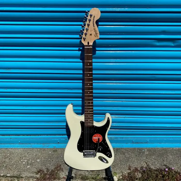 Squier Affinity Series® Stratocaster® HH