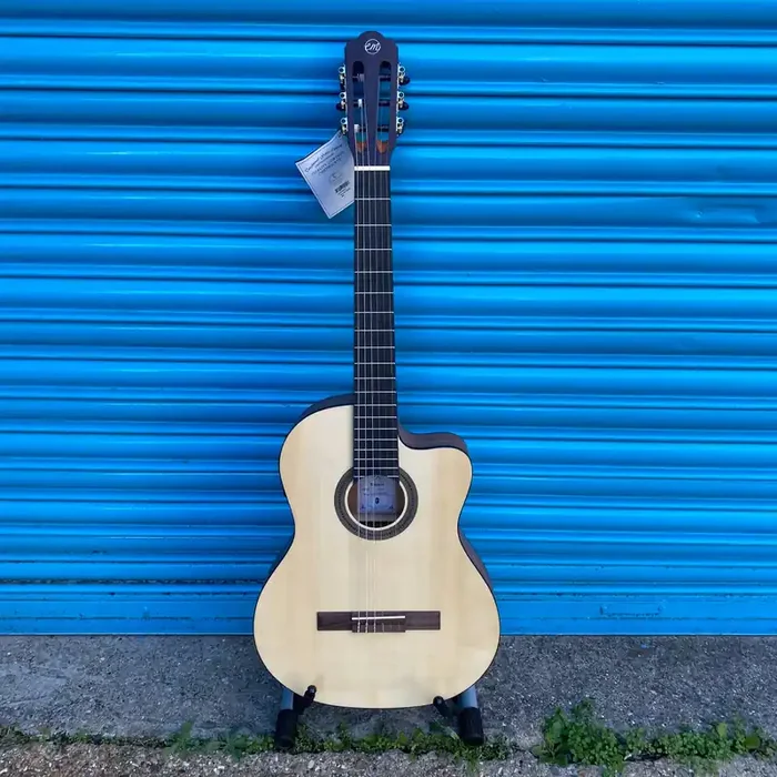 Tanglewood EM DC-1 Electro Classical Guitar Inc. Gig Bag