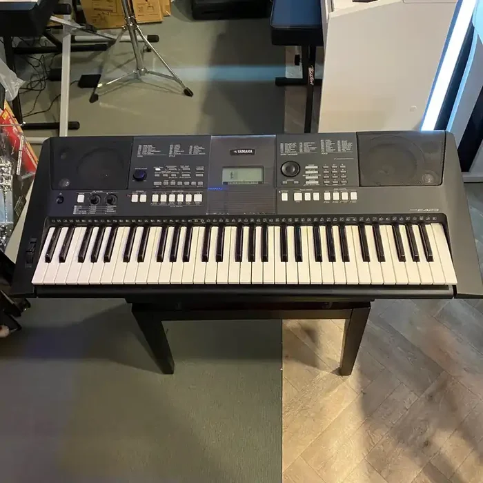 Yamaha PSR E423 (Pre Owned)