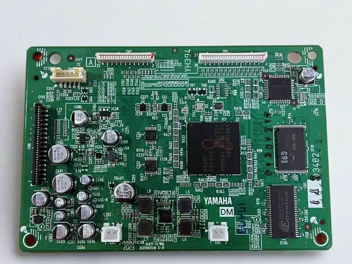 ZS373100 DM circuit board assembly for the Yamaha P-115 digital piano.